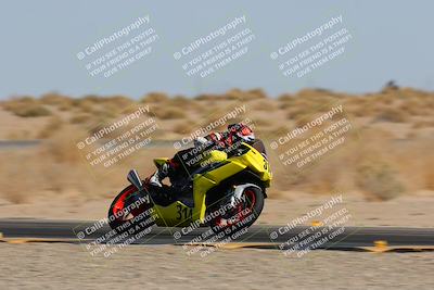media/Mar-21-2025-CVMA Friday Practice (Fri) [[30cd4fe323]]/4-Racer 3/Session 6 (Turn 15)/